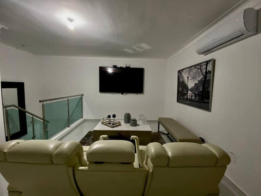 Spectacular Penthouse With Private Jacuzzi Terrace Appartement Santiago De Los Caballeros Buitenkant foto